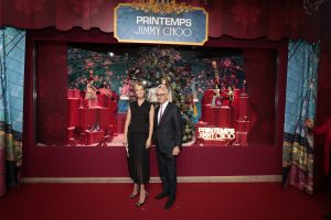 printemps-noel-2016_uma-thurman-representant-maison-jimmy-choo-et-paolo-de-cesare-president-du-printemps1